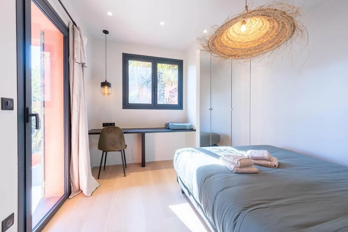 Sublime Villa D'Architecte, Piscine Et Parking Ницца